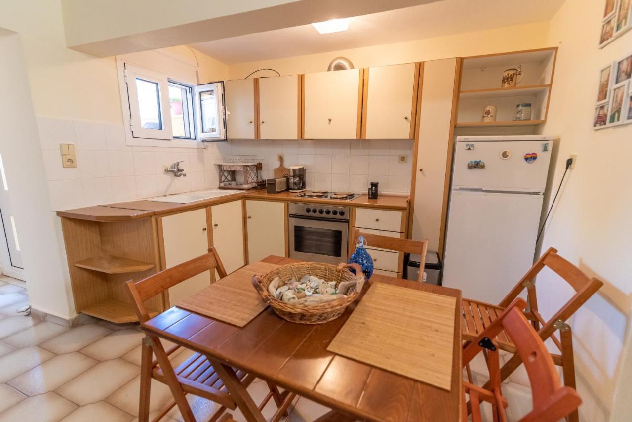Pine Trees Apartment Превеза Екстериор снимка